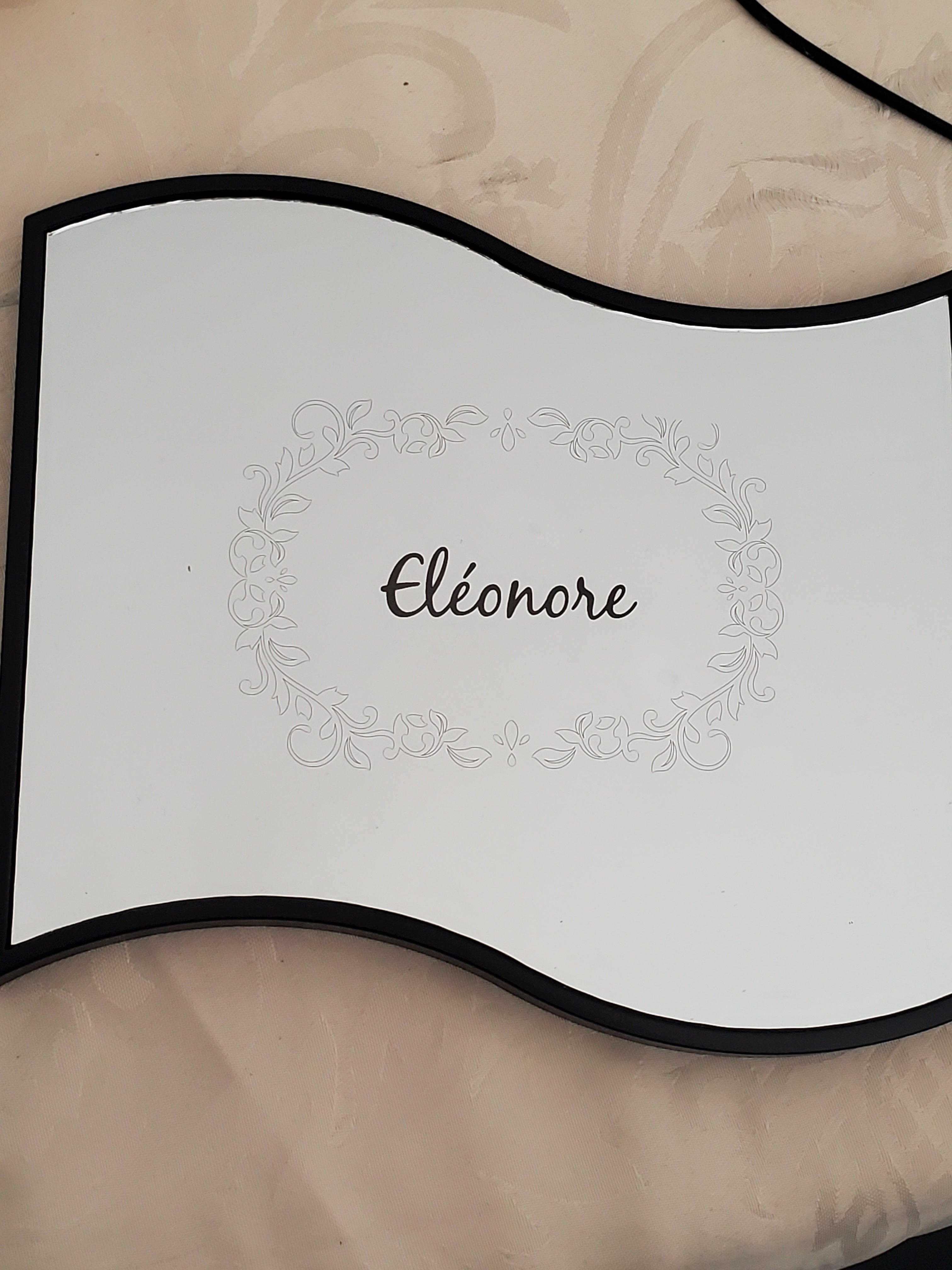 Gravures sur miroir